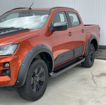 Isuzu D-Max: estensioni per passaruota alari