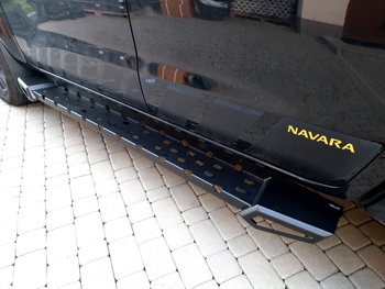 Stopnie boczne progi model Z Isuzu D-Max 2012-2020