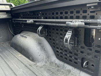 Panely MOLLE pre Dodge RAM 1500 5,7ft 5'5" pack